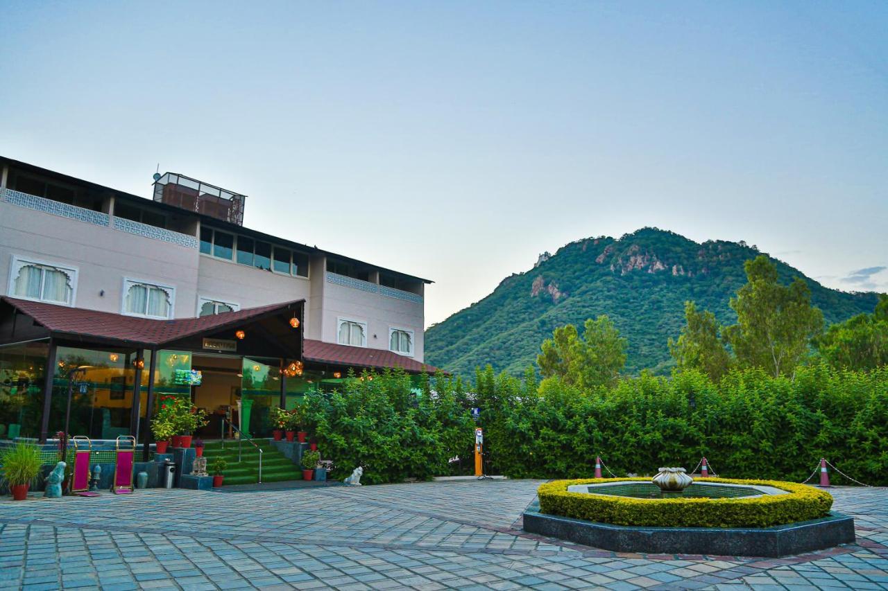 Bamboo Saa Resort & Spa - Udajpur Zewnętrze zdjęcie