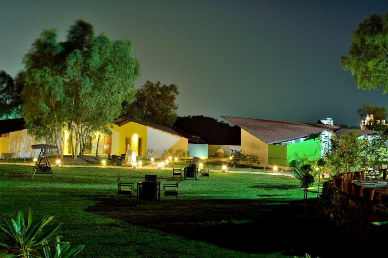 Bamboo Saa Resort & Spa - Udajpur Zewnętrze zdjęcie